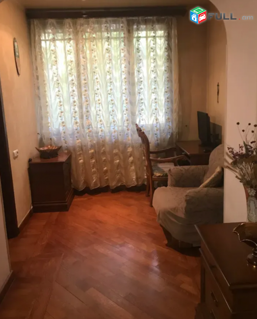  Եղբայրության փողոցում, 76 քմ, 2/5 հարկ, բարձր առաստաղներ