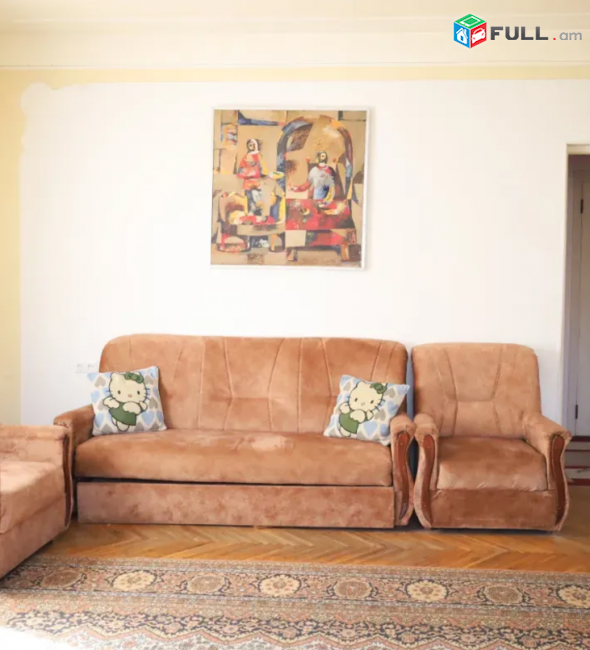 Սայաթ-Նովայի պողոտայում, 60 քմ, 2/5 հարկ, 2 սանհանգույց 