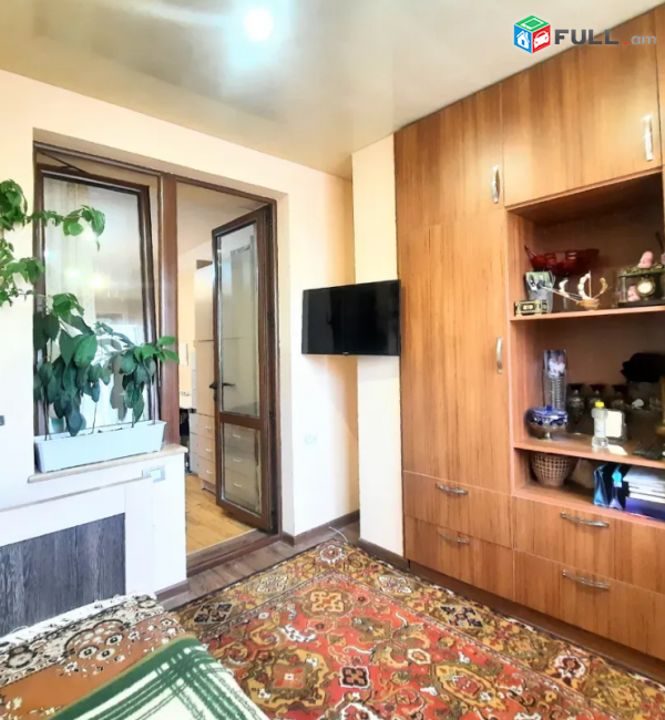 Սարյանի փողոցում, 80 քմ, նախավերջին հարկ 