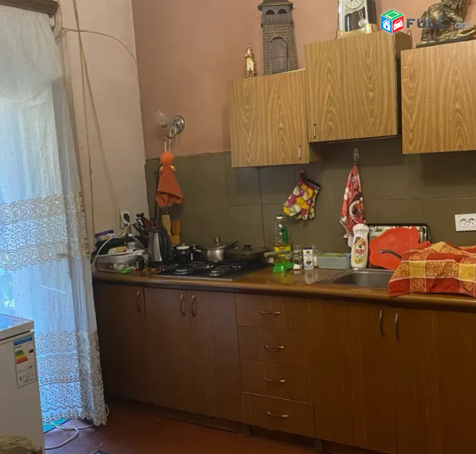 անջյան փողոց  29 քմ, քարե շենք  Բաց պատշգամբ 