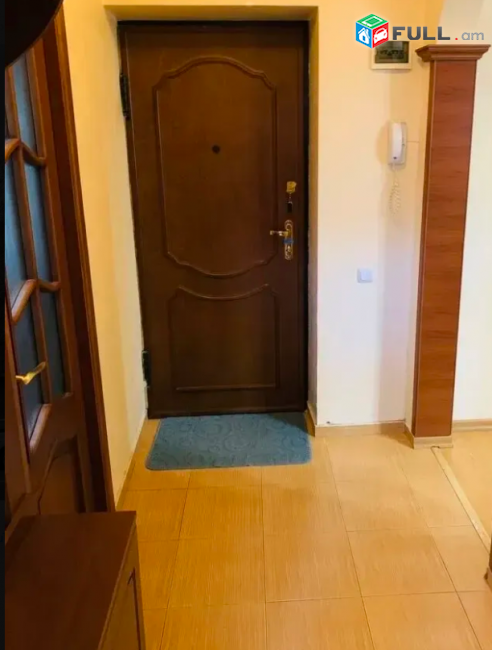 Նալբանդյան փողոց, 36 քմ, նախավերջին հարկ 