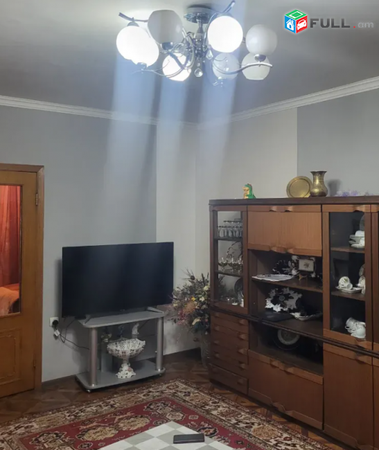 Նաիրի Զարյան փողոցում, 65 քմ, նախավերջին հարկ