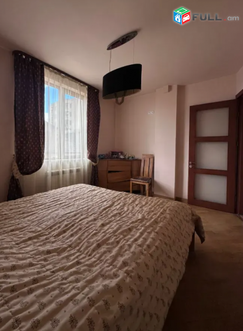 նորակառույց շենք  92 քմ, 3/10 հարկ