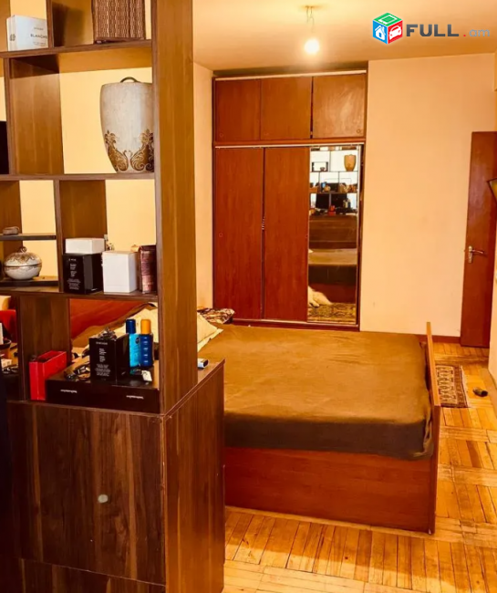Դեմիրճյանի փողոցում, 83 քմ, 10/15 հարկ  բարձր առաստաղներ