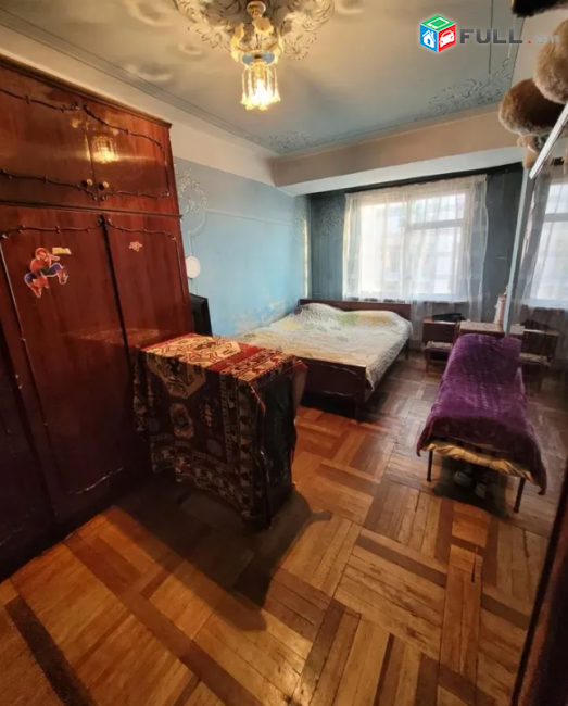 Մամիկոնյանց փողոց , 86 քմ, նախավերջին հարկ