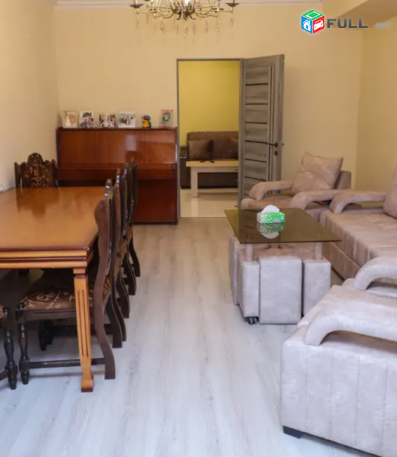 Քաջազնունու փողոցում, 93 քմ, նախավերջին հարկ