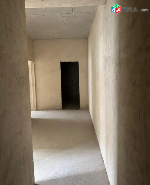 նորակառույց շենք, Գրիբոյեդով փողոցում, 70 քմ, 2/12  հարկ