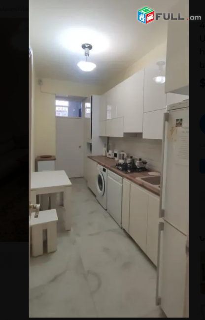 Աթենքի փողոցում, 80 քմ, 1/3 հարկ, բարձր առաստաղներ,