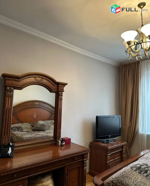 Գալշոյան փողոցում, 65 քմ, կապիտալ վերանորոգված, քարե շենք