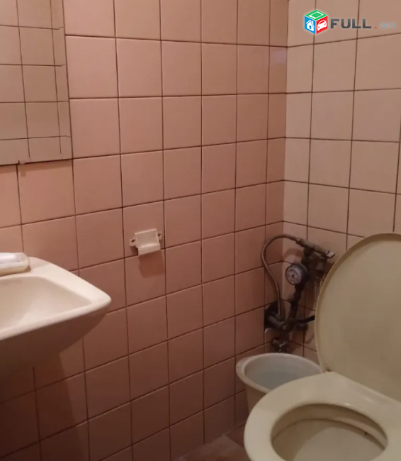 Դերենիկ Դեմիրճյանի փողոց , 90 քմ, 4/9 հարկ