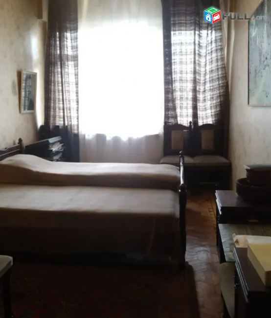 Դերենիկ Դեմիրճյանի փողոց , 90 քմ, 4/9 հարկ