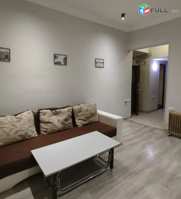 Մաշտոցի պողոտա ,33 քմ, 1/5 հարկ, բարձր առաստաղներ