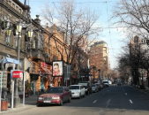 Առևտրային տարածք Աբովյան փողոցում առաջին գիծ