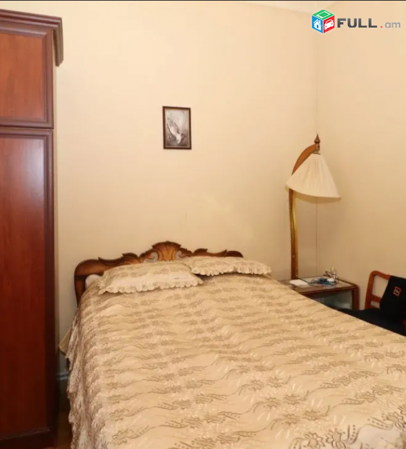 3 սենյականոց բնակարան Պուշկինի փողոցում, 90 ք.մ., բարձր առաստաղներ