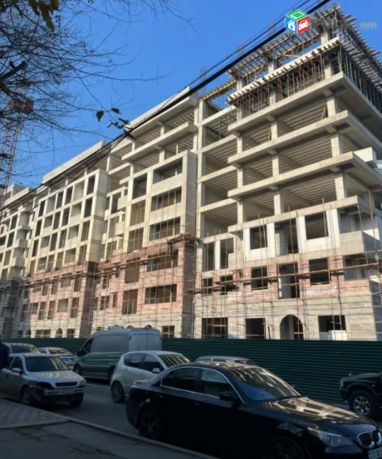Ադոնցի փողոցում, 48 քմ, 3/8 հարկ
