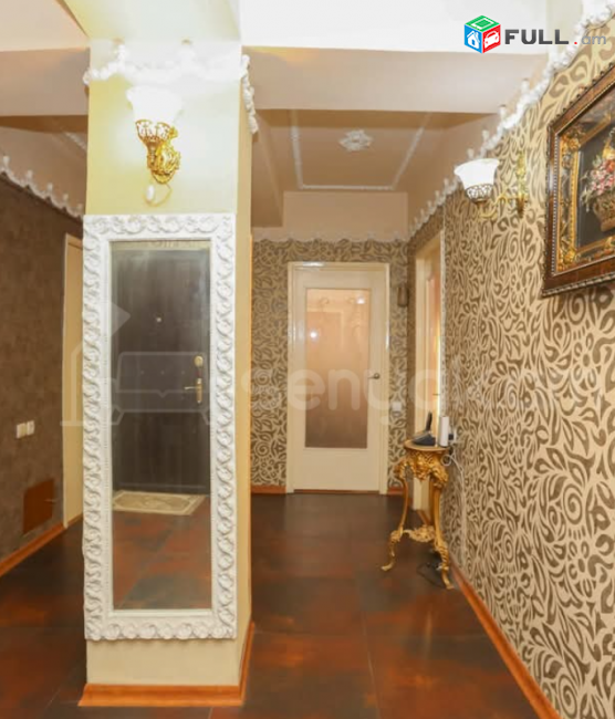 Մամիկոնյանց փողոց , 14/13 Հարկ  120 քմ Արևկող Բաց պատշգամբ 