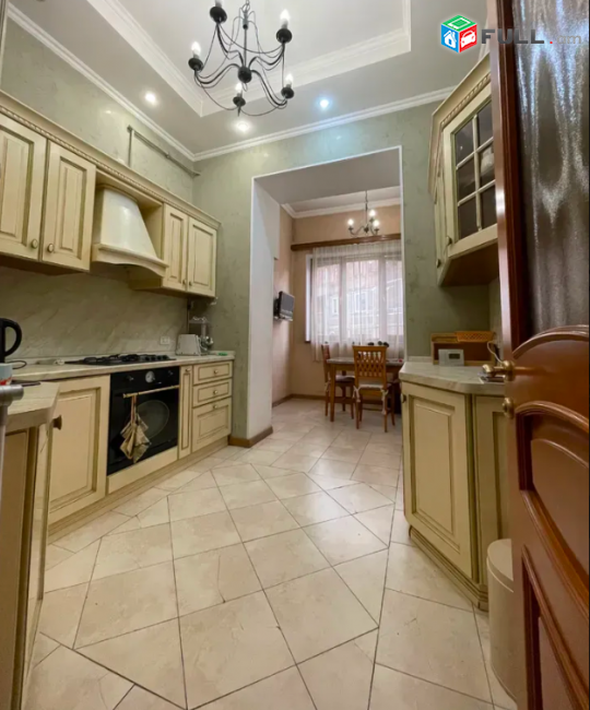Կասյան փողոցում, 92 քմ, նախավերջին հարկ