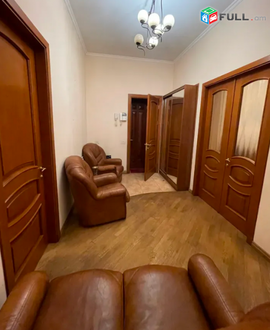 Կասյան փողոցում, 92 քմ, նախավերջին հարկ