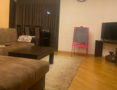 Գրիբոյեդովի փողոցում, 76 քմ, նախավերջին հարկ