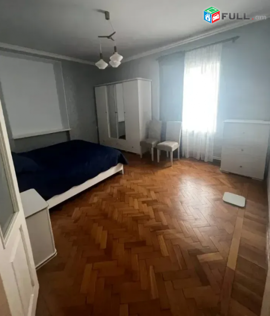 Ղազարոս Աղայան փողոցում, 75 քմ, բարձր առաստաղներ 4/4 