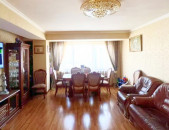 5 սենյականոց բնակարան նորակառույց շենքում, Վրացական փողոց, 155 քմ, 2 սանհանգույց 