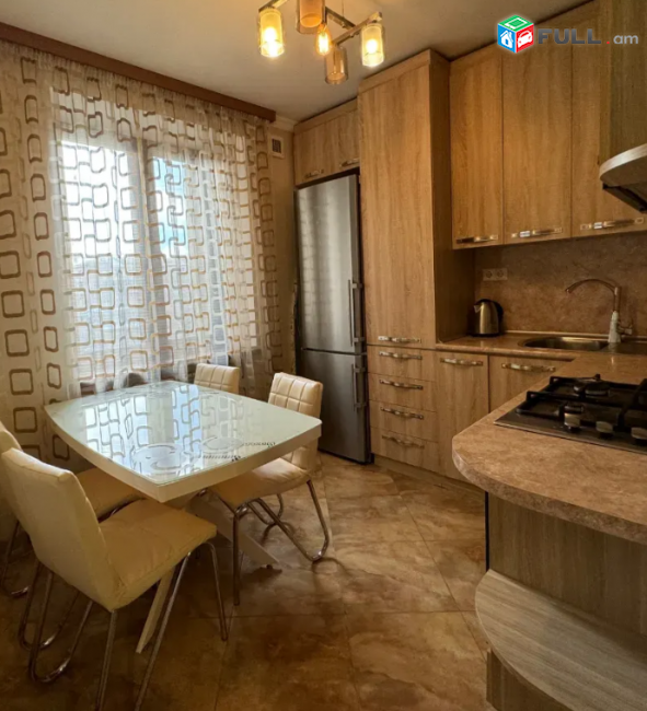 Սայաթ-Նովայի պողոտայում, 60 քմ, 3/5 հարկ
