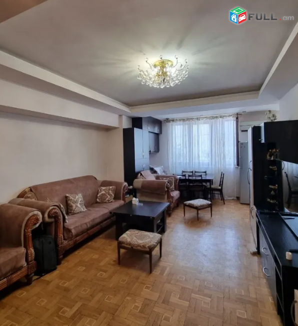 2 սենյակ 3 ի ձևափոխված բնակարան, Կենտրոնում Մոսկովյան փողոցում, 67 քմ, 5/9 հարկ
