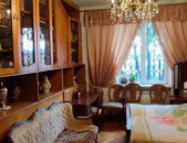 Սայաթ-Նովայի պողոտա  92 քմ, 3/5 հարկ 