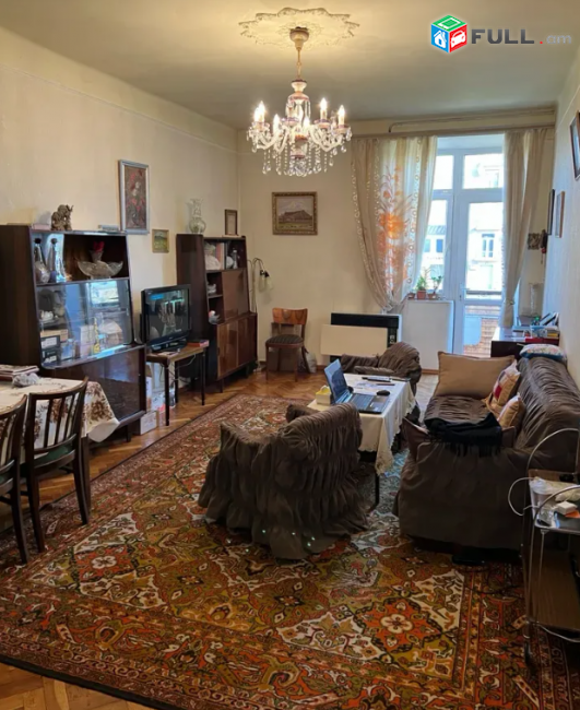 2 սենյականոց բնակարան Թամանյան փողոցում, 77 քմ, 6/9 հարկ  բարձր առաստաղներ, մի քանի պատշգամբ