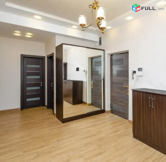  նորակառույց շենքում Ամիրյան փողոցում, 113 քմ, 9/14 հարկ