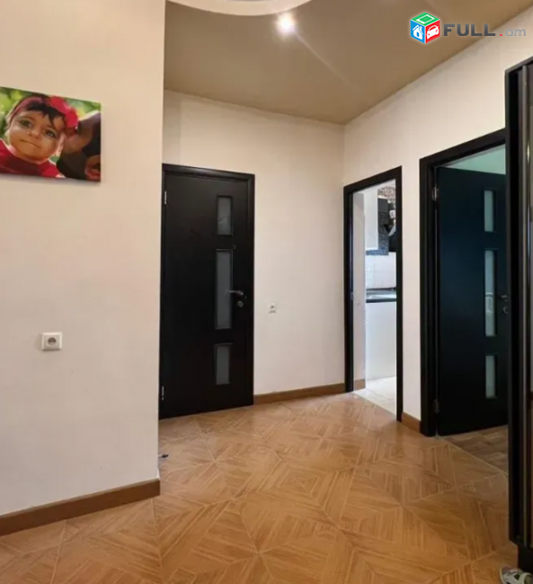 Կոմիտասի պողոտայում, 182 քմ, 2 սանհանգույց