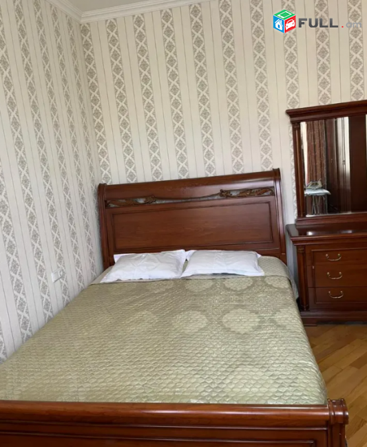 Արգիշտի փողոցում, 52 քմ, բարձր առաստաղներ 