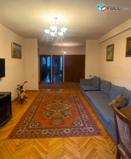 3 սենյականոց բնակարան Պուշկինի փողոցում, 97 քմ, 2/9 հարկ, կոսմետիկ վերանորոգում