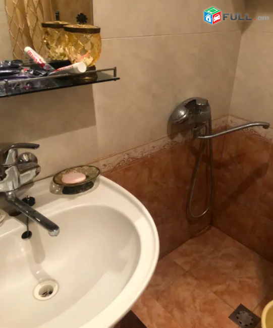  Երվանդ Քոչարի փողոցում, 76 քմ, 2/9 հարկ
