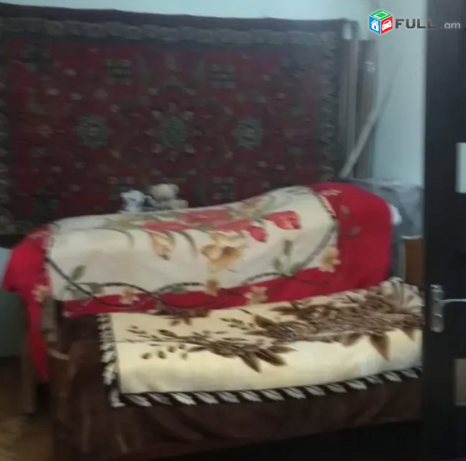 4 սենյականոց բնակարան, Կենտրոնում, 92 քմ, 1/12 հարկ