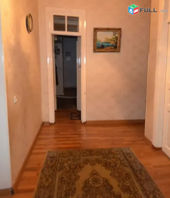 4 սենյականոց բնակարան Մաշտոցի պողոտայում, 102 քմ, նախավերջին հարկ, 2 սանհանգույց
