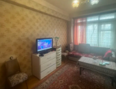 Նար-Դոսի փողոցում, 42 քմ, 7/10 հարկ 
