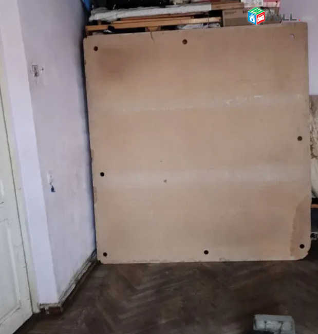 Աբովյան փողոցում, 64 քմ, նախավերջին հարկ