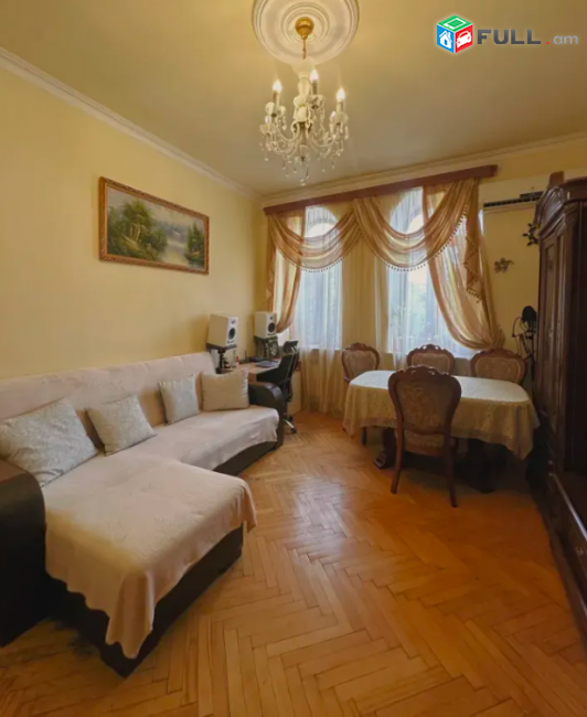 Տիգրան Մեծի պողոտայում, 50 քմ, բարձր առաստաղներ