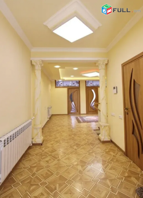 Բաղրամյան պողոտայում, 130 քմ, 2/2 հարկ