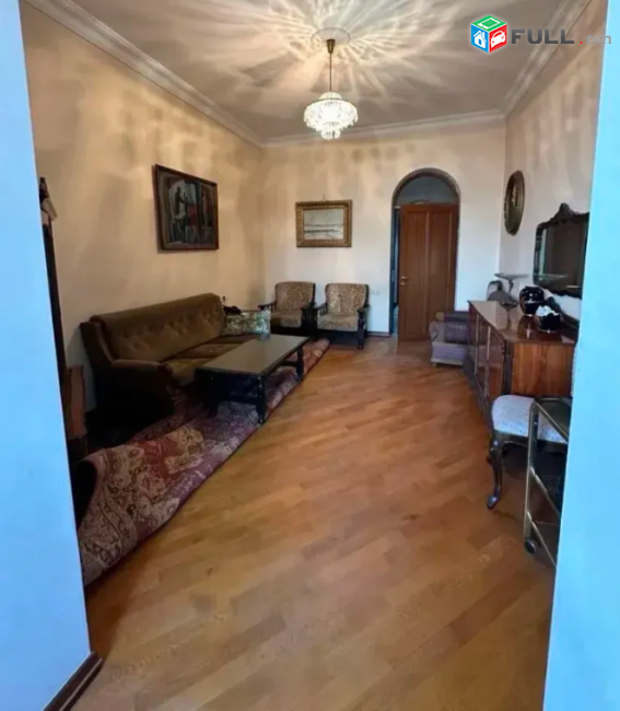 Մամիկոնյանց փողոցում, 77 քմ, 3/5 հարկ, բարձր առաստաղներ բետոն