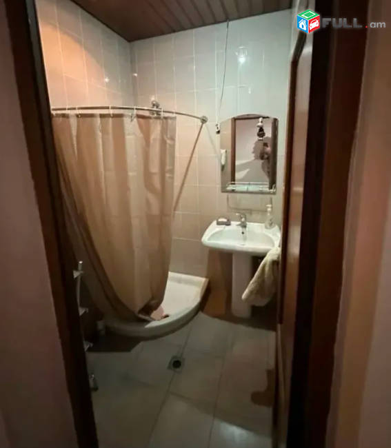 Մամիկոնյանց փողոցում, 77 քմ, 3/5 հարկ, բարձր առաստաղներ բետոն