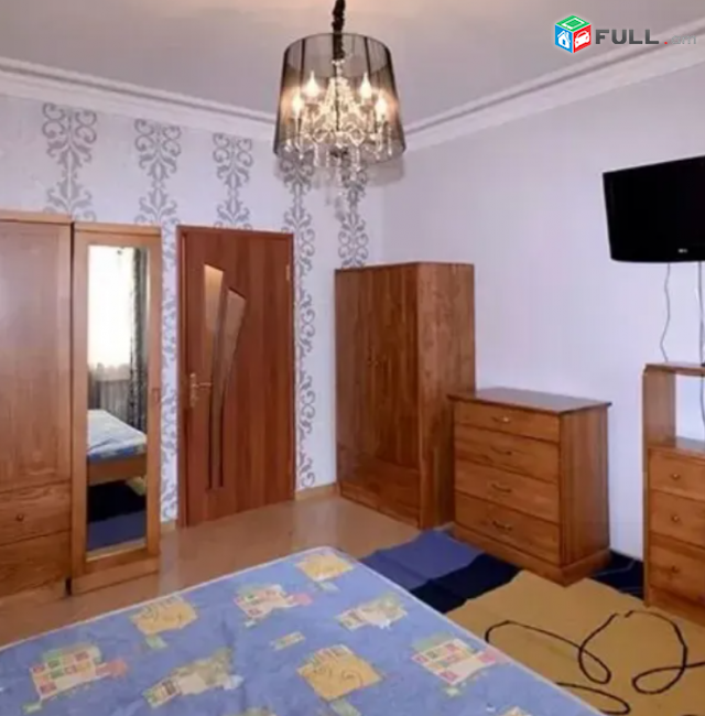 Մաշտոցի պողոտայում, 100 քմ, բարձր առաստաղներ