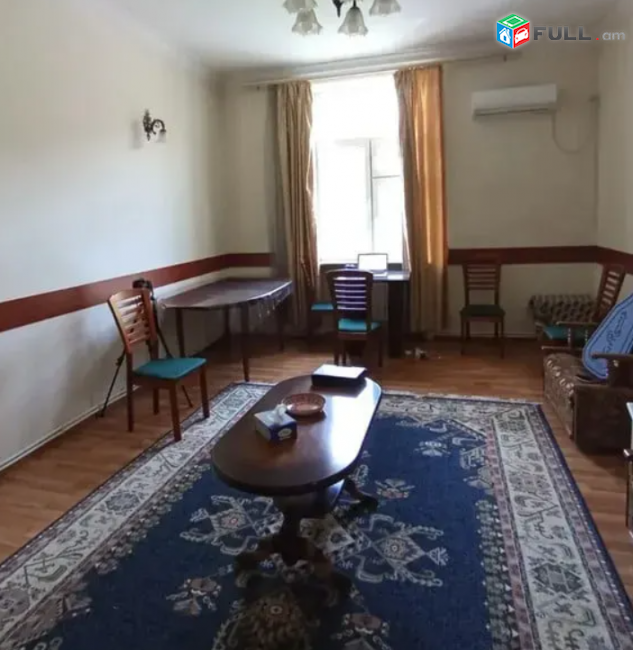 Կիևյան փողոցում, 67 քմ, 2/5 հարկ, բարձր առաստաղներ