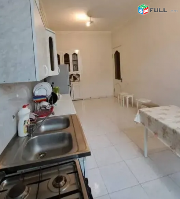 Կիևյան փողոցում, 67 քմ, 2/5 հարկ, բարձր առաստաղներ