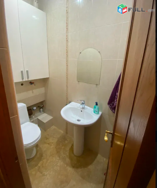  Պարոնյան փողոցում, 160 քմ, 2 սանհանգույց, բարձր առաստաղներ, մի քանի պատշգամբ DUPLEX
