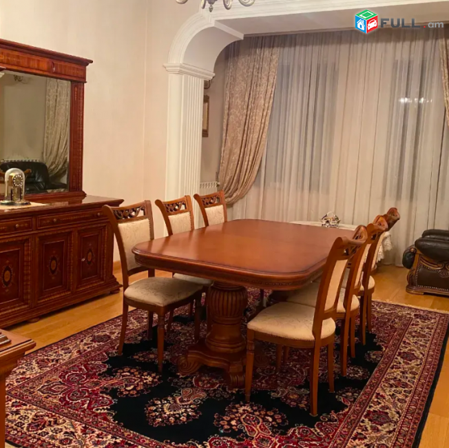  Պարոնյան փողոցում, 160 քմ, 2 սանհանգույց, բարձր առաստաղներ, մի քանի պատշգամբ DUPLEX