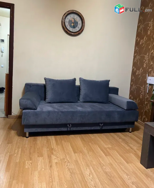 Վարդանանց փողոցում, 40 քմ, 3/10 հարկ