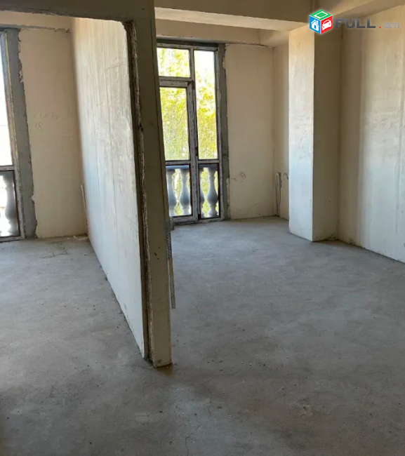 Ադոնցի փողոցում, 46 քմ, 5/9 հարկ, բարձր առաստաղներ