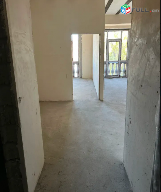 Ադոնցի փողոցում, 46 քմ, 5/9 հարկ, բարձր առաստաղներ